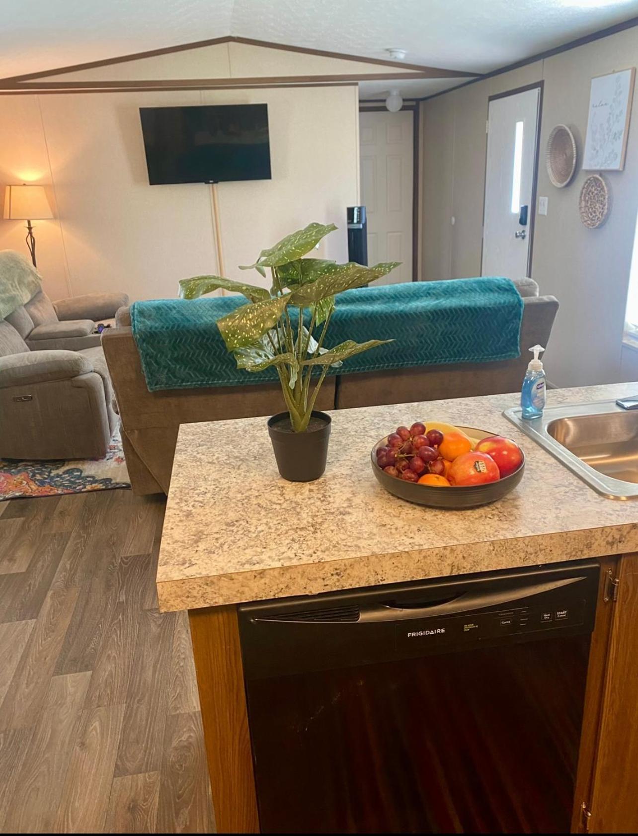 فيلا Private Cozy Hideaway With Deck Escape Austin 35Mi باستروب المظهر الخارجي الصورة
